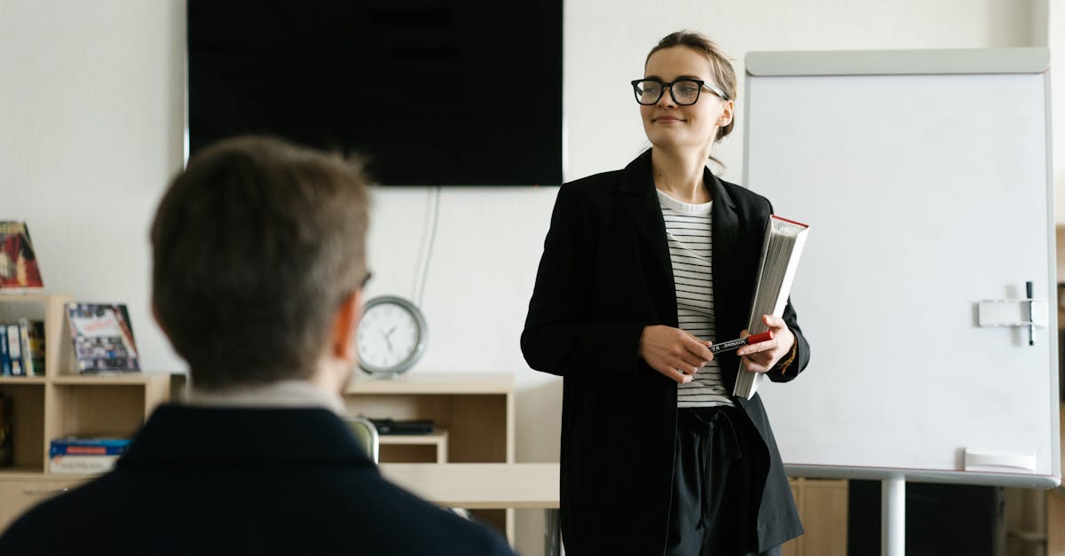 10 Best Practices for Engaging Stakeholders Through Communication